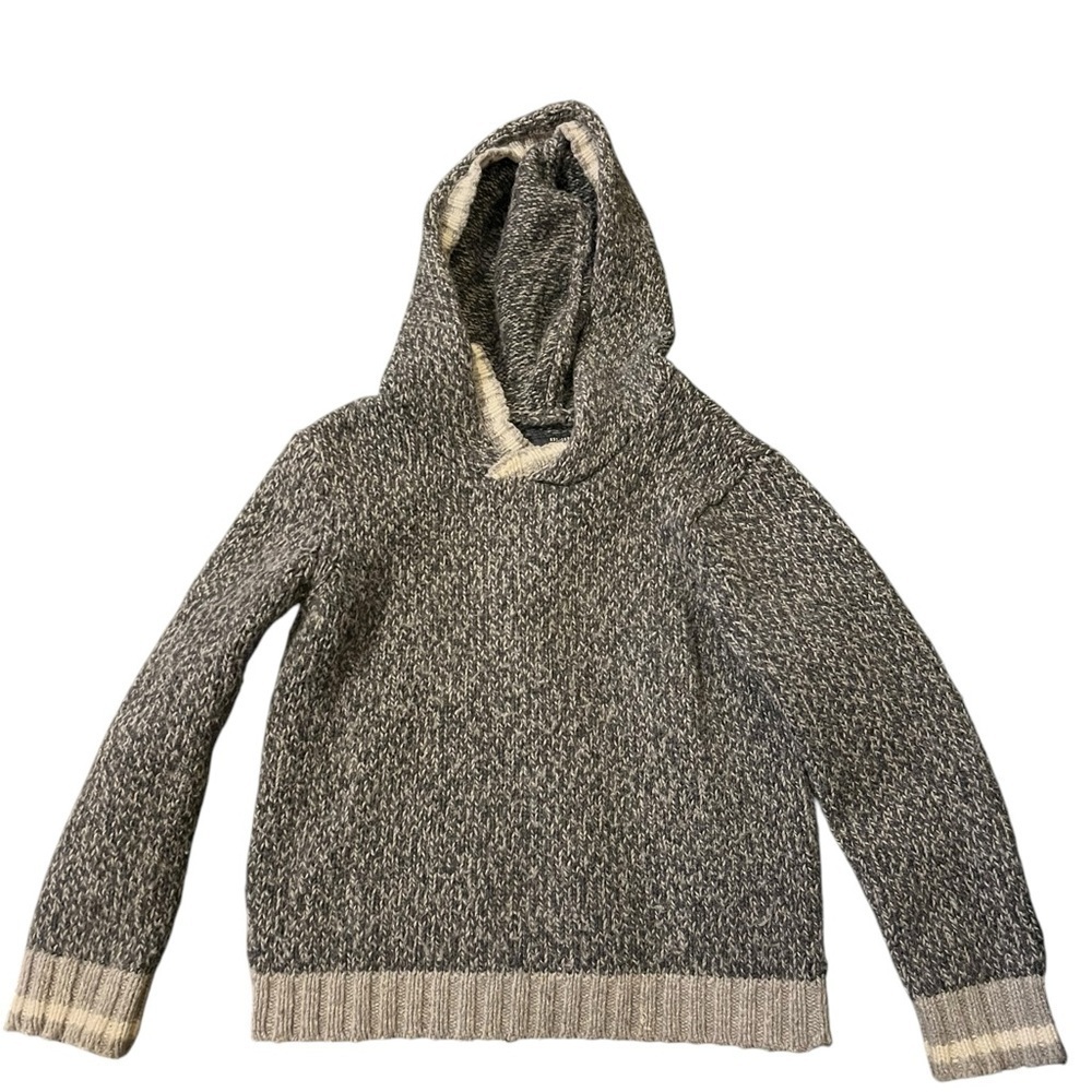 Oshkosh B’gosh kids Gray Knit Sweater size 4T - Picture 2 of 4